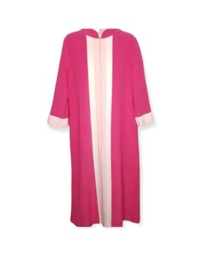 Vanity Fair Vintage Robe Pink & White Size M